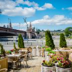 Летняя терраса кафе «Кранцлер»