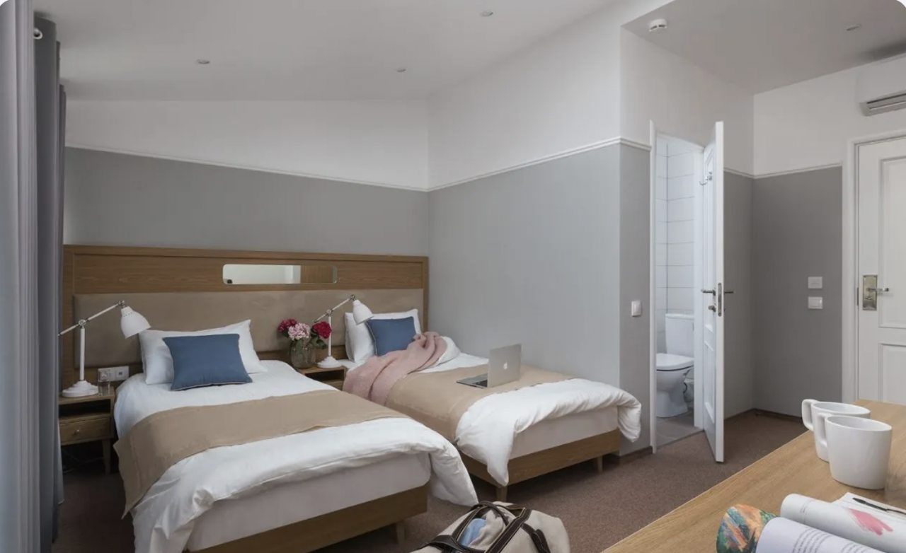 Двухместный (Улучшенный номер с 2 отдельными кроватями и видом на город), Мини-отель Покровский Посад