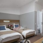 Двухместный (Улучшенный номер с 2 отдельными кроватями и видом на город), Мини-отель Покровский Посад