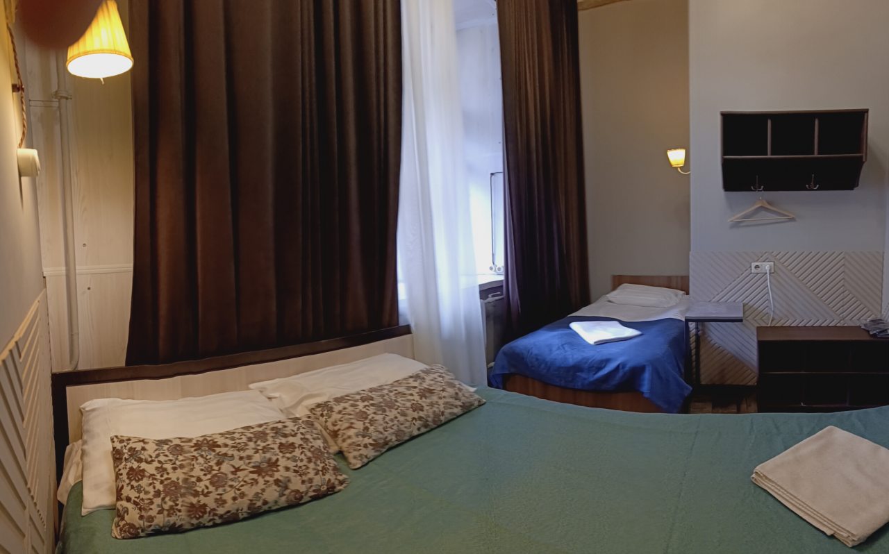 Трехместный (Трехместный номер (санузел на этаже)), Отель Barista Bed&Breakfast