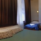 Трехместный (Трехместный номер (санузел на этаже)), Отель Barista Bed&Breakfast