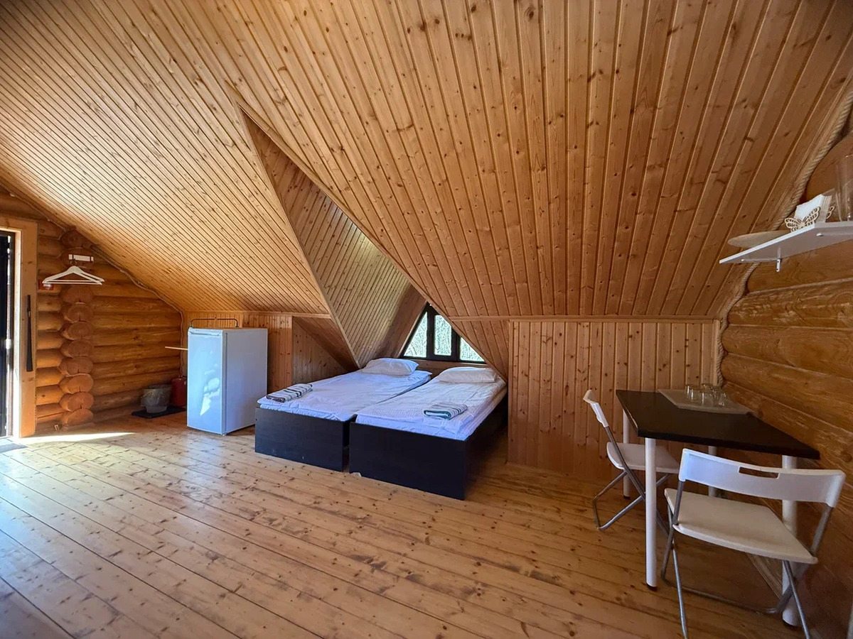 4-местный номер с тремя кроватями.