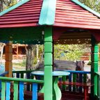 Детская игровая площадка, Кемпинг Уют