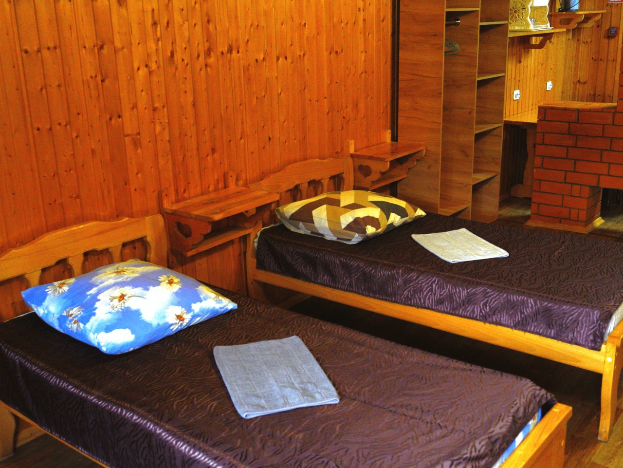 Шестиместный (С раздельными кроватями), Кемпинг Уют