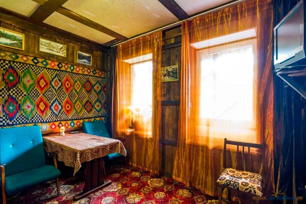 Семейный (Семейный номер с душем) мотеля Беловодье, Каменномостский, Республика Адыгея