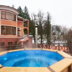 Купальня на открытом воздухе, Гостевой дом Alm Hotel