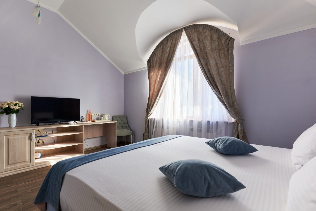 Двухместный (Улучшенный с 1 кроватью или 2 отдельными кроватями, вид на горы), Гостевой дом Alm Hotel