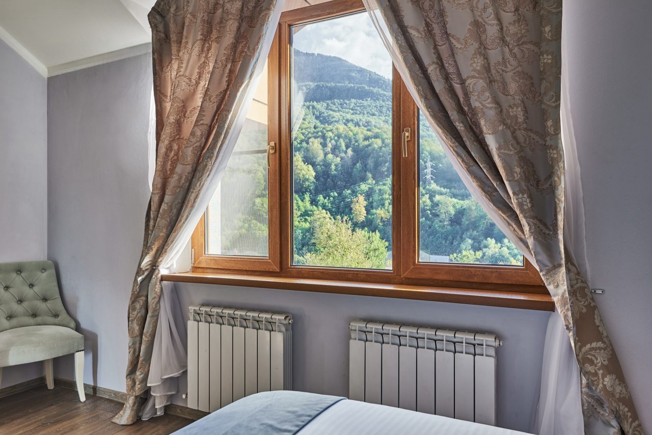 Двухместный (Улучшенный с 1 кроватью или 2 отдельными кроватями, вид на горы), Гостевой дом Alm Hotel