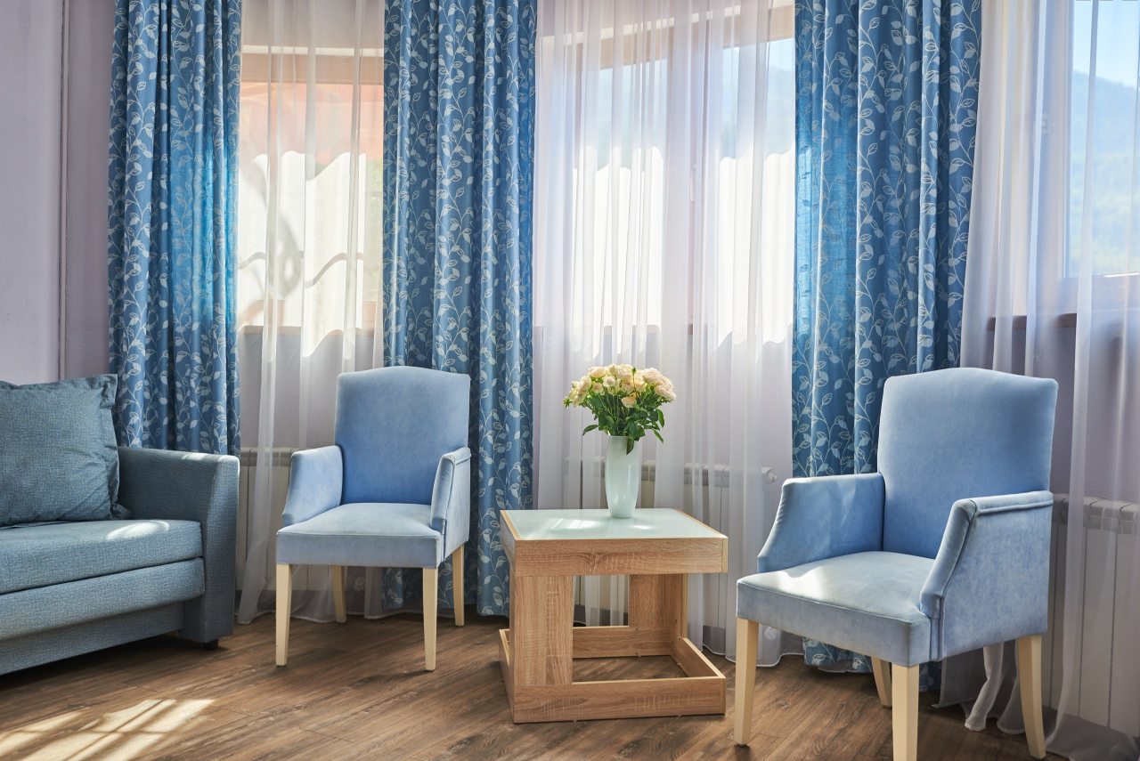 Двухместный (Улучшенный с 1 кроватью или 2 отдельными кроватями, вид на бассейн), Гостевой дом Alm Hotel