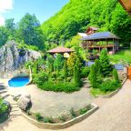 Сад, Гостевой дом Любава+