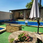 Своя ухоженная территория, Гостевой дом Дего