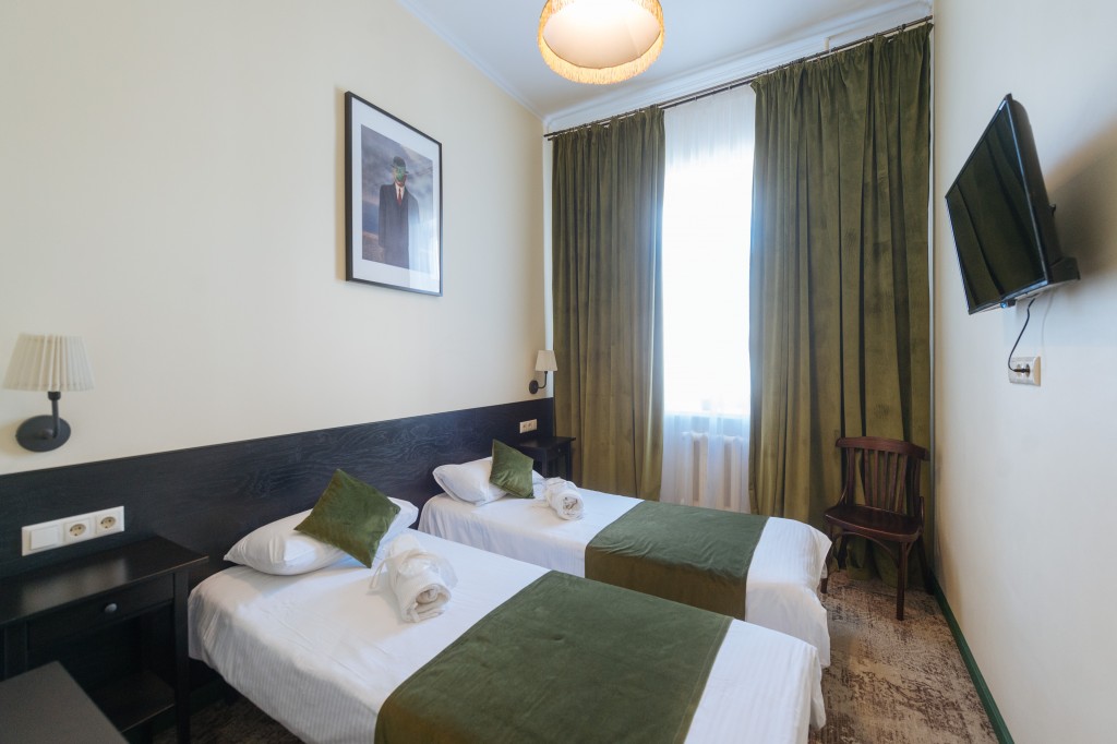 Двухместный (Улучшенный, с двумя односпальными кроватями/одной двуспальной кроватью) гостиницы Apple Dream Hotel, Москва