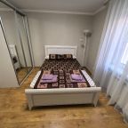Апартаменты (Дом комфорт 2-х комтанынйй), Гостевой дом VALENCIA