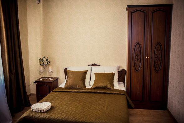 Полулюкс (С двуспальной кроватью) гостиницы Империя, Краснодар