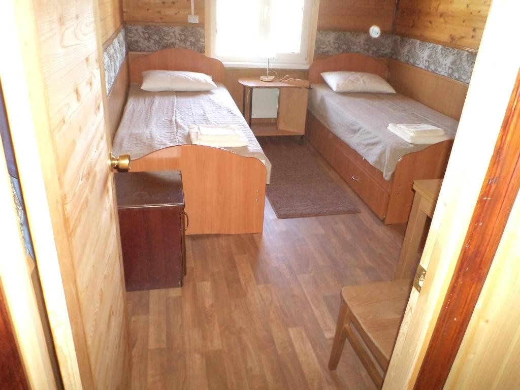 Двухместный (Двухместный номер с 2 отдельными кроватями) базы отдыха Нерестина, Маково