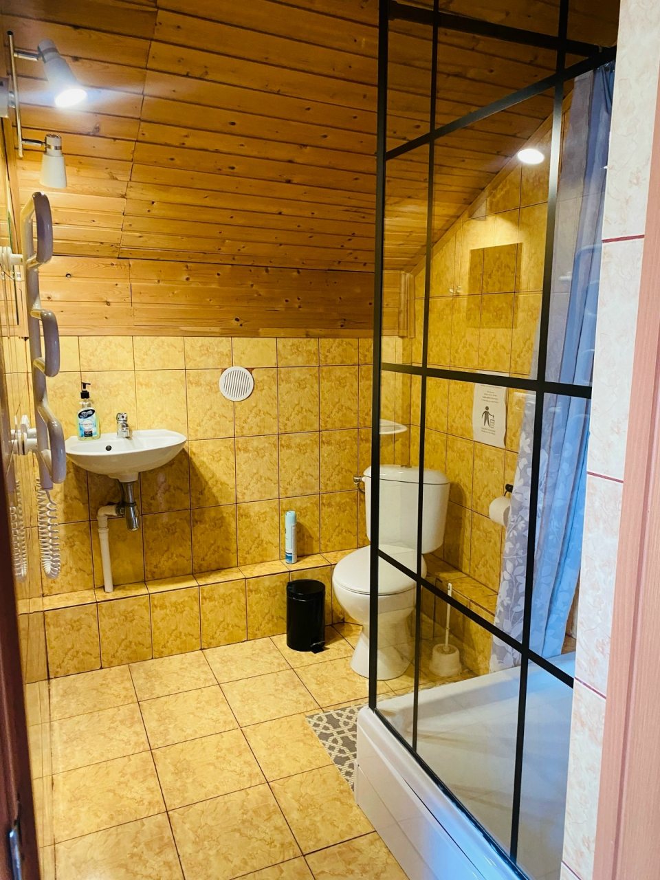 Двухместный (Номер с двумя односпальными кроватями, с удобствами и видом на море №4), Гостевой дом Арт-деревня Витланд