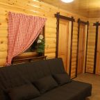 Сьюит (Люкс с 3 спальнями), База отдыха Частная Дача