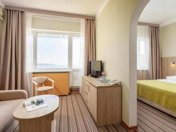 Фотография номера гостиницы Азимут Отель Прометей Небуг