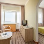 Двухместный (Супериор двухкомнатный с видом на море), АЗИМУТ Парк Отель Прометей Небуг