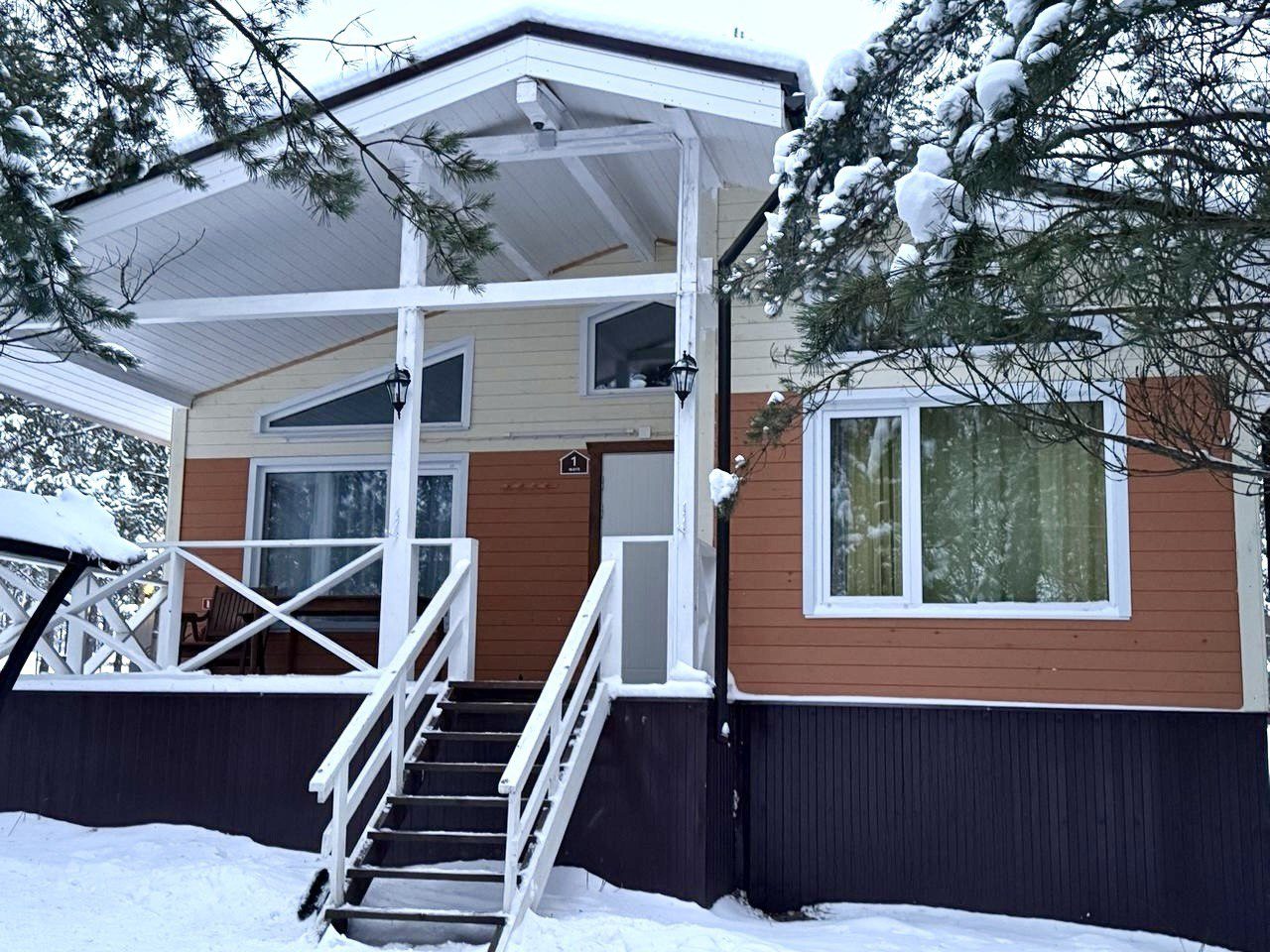 Шестиместный (Шато), База отдыха Любытино Хутор