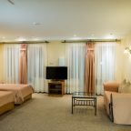 Сьюит, Загородный клуб Дача