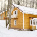 Дом (Пряник), Загородный клуб Дача