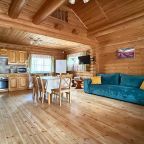 Номер (Дом Рыбака/Коттедж с 2 спальнями), Загородный клуб Дача