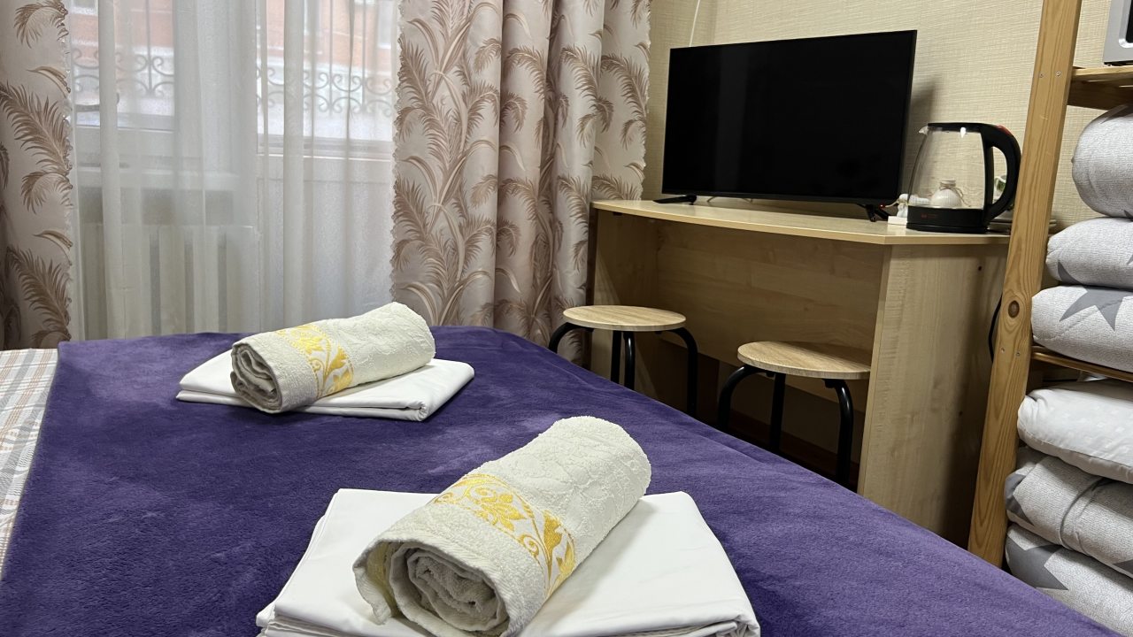 Семейный (С балконом Family room № 1), Almaz-Hostel