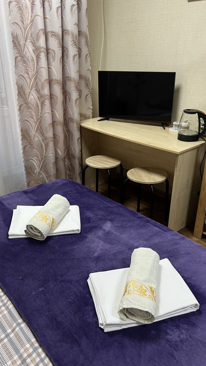 Семейный (С балконом Family room № 1), Almaz-Hostel