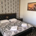 Большая кровать