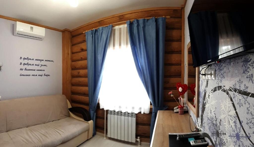 Двухместный (Небольшой двухместный номер с 1 кроватью ФЕВРАЛЬ) гостевого дома 12 месяцев, Суздаль