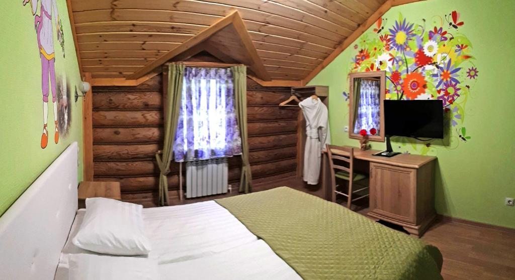 Двухместный (Стандартный двухместный номер с 1 кроватью ИЮЛЬ) гостевого дома 12 месяцев, Суздаль
