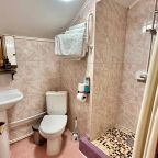 Делюкс (Отель 6), База отдыха Командор
