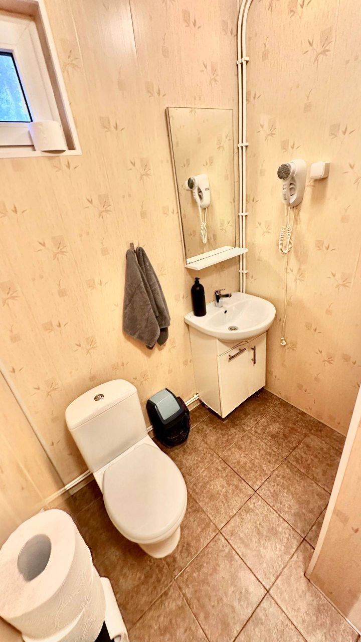 Коттедж (Дом Лисы), База отдыха Командор