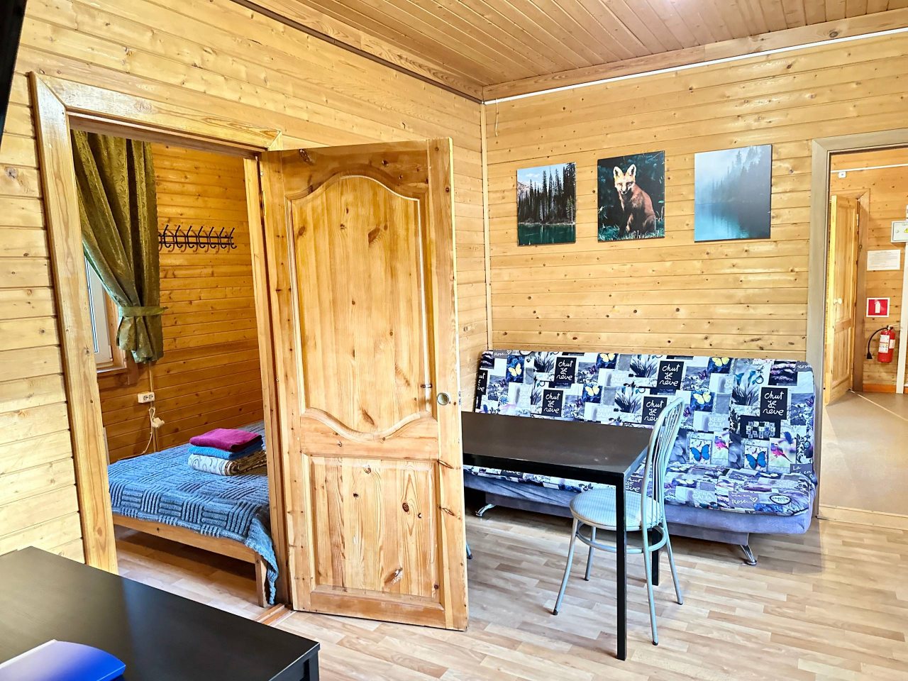 Коттедж (Дом Лисы), База отдыха Командор