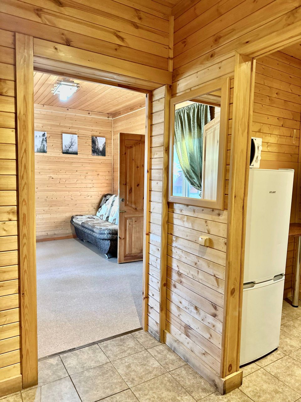 Коттедж (Дом Лисы), База отдыха Командор