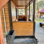 Коттедж (Дом Медведя), База отдыха Командор