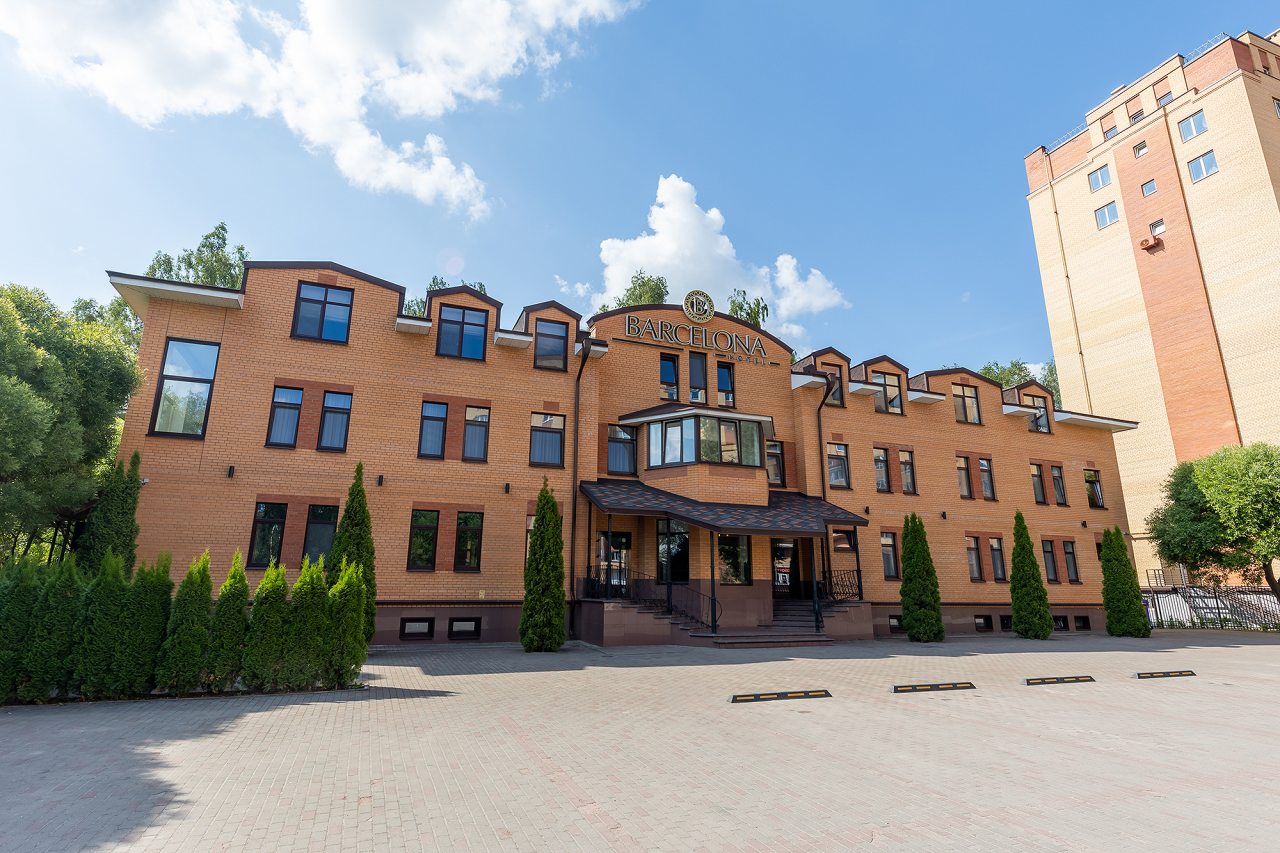 Парковка, Гостиница Барселона