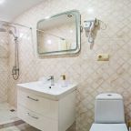 Люкс (Четырехместный люкс двухкомнатный), Гостевой дом Радуга на Речной
