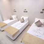 Трехместный (Трехместный 212), Гостиница М2