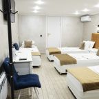 Пятиместный (Пятиместный 100), Гостиница М2