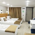 Пятиместный (Пятиместный 100), Гостиница М2