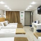 Пятиместный (Пятиместный 100), Гостиница М2