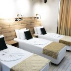 Трехместный (Трехместный №211), Гостиница М2