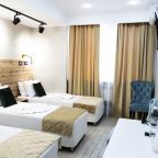 Трехместный (Трехместный №211), Гостиница М2