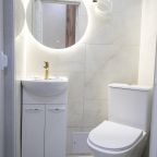 Двухместный (Двухместный 207), Гостиница М2