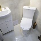 Двухместный (Двухместный 207), Гостиница М2