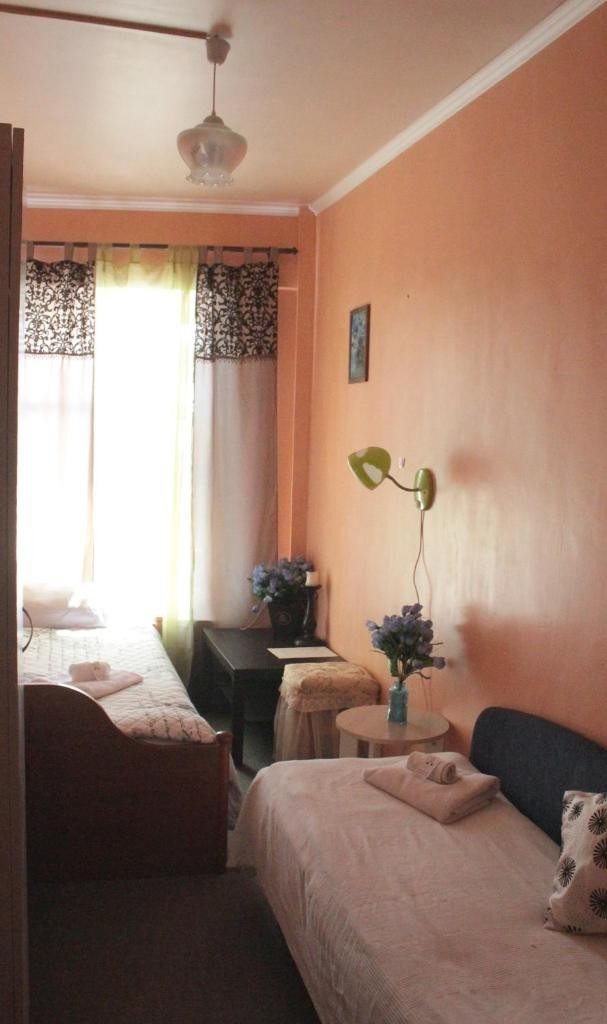 Номер (Односпальная кровать в общем номере) гостевого дома Голландская Мама, Ярославль