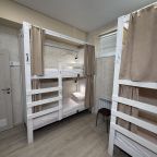 Номер (Спальное место на двухъярусной кровати в общем 6-ти местном номере для женщин), Гостевой дом ДеАрт Хаус