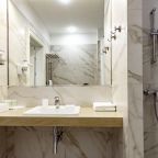 Двухместный (С 1 кроватью или 2 отдельными кроватями и собственной ванной комнатой), Гостевой дом Усадьба Веранда